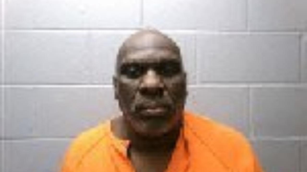Avery Quincy McKoy Charged with Mag Order M Resisting Public Officer; M Injury to Real Property; M Injury to Real Property