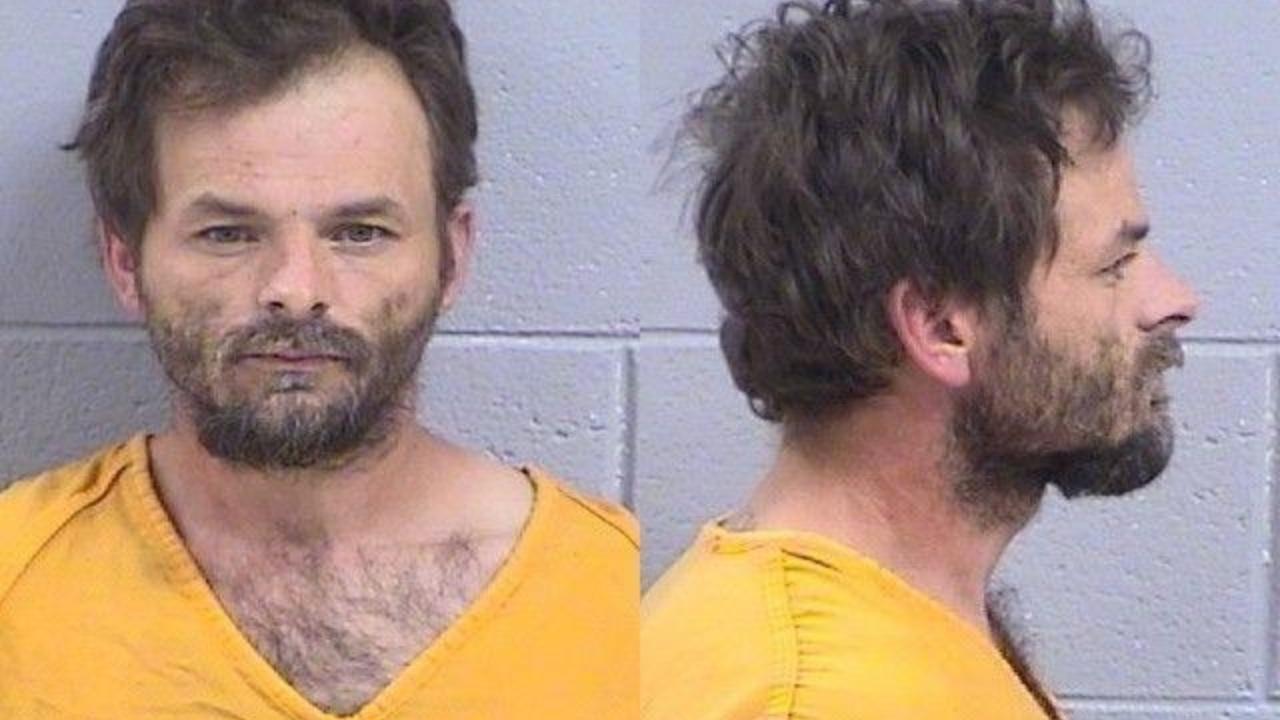 Blackwell, Edward Vincent charged with WXT-Failure to Comply; WXT-Failure to Appear; Burglary (dwelling house) - 3rd Degree Felony