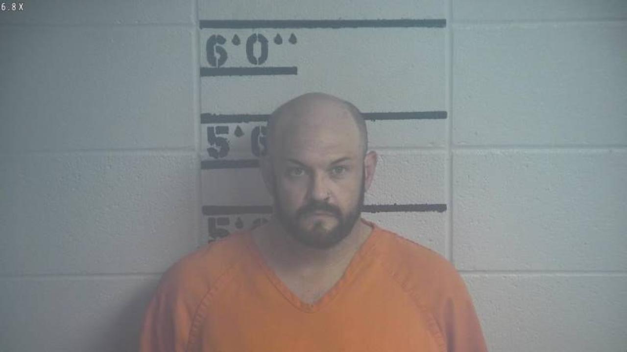 Chad L Faulkner Charged with Oper Mtr Vehicle U/Infl Alc/Subs (189A.010(1E) - 2ND; Poss of Marijuana; Unauthorized Parking in a Handicapped Zone; Improper Parking Violations