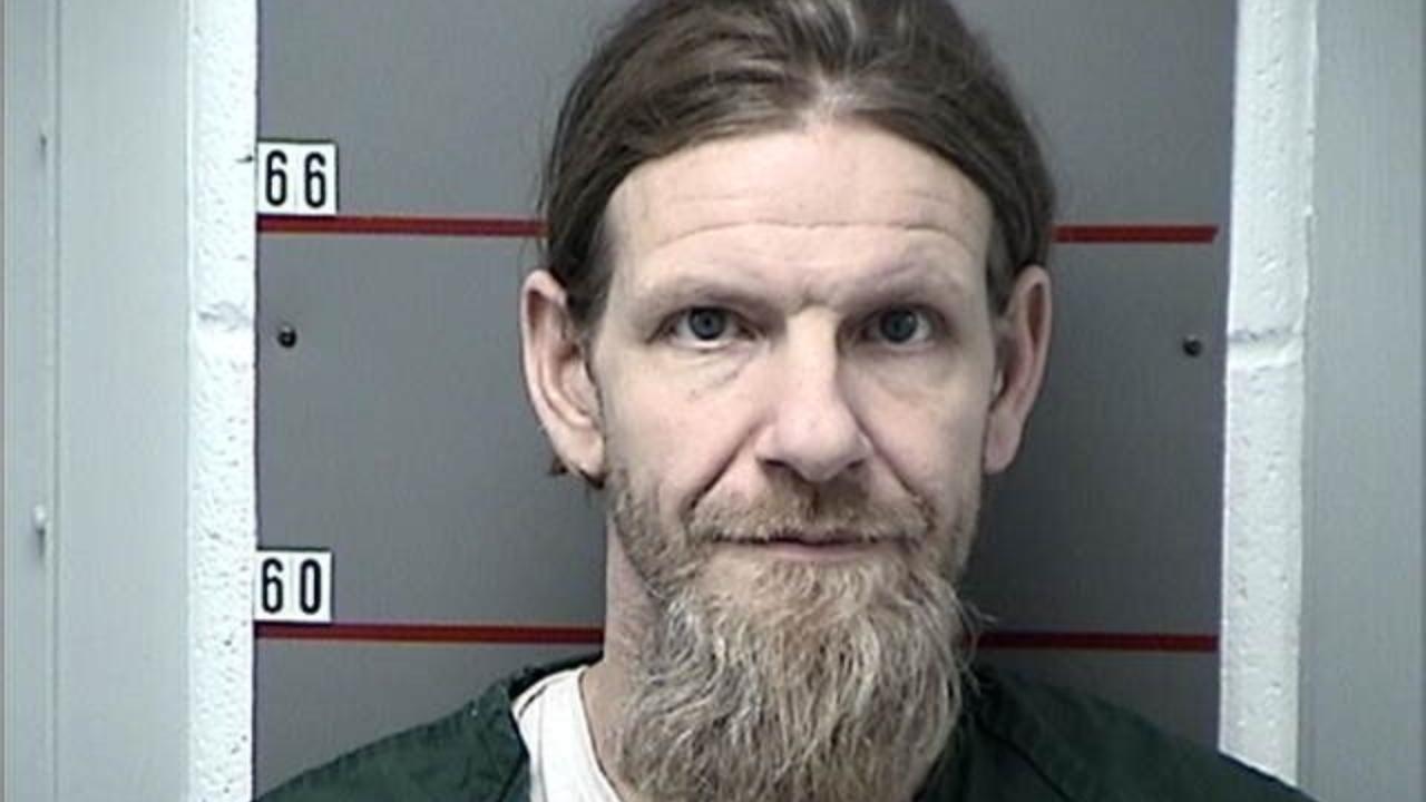 Chambers, Larry Jason Charged with Federal Prisoner Held-In Transit/Court/Serveout