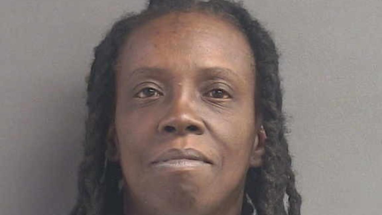 Ross, Clarissa a Charged with Violation of Probation - Misdemeanor