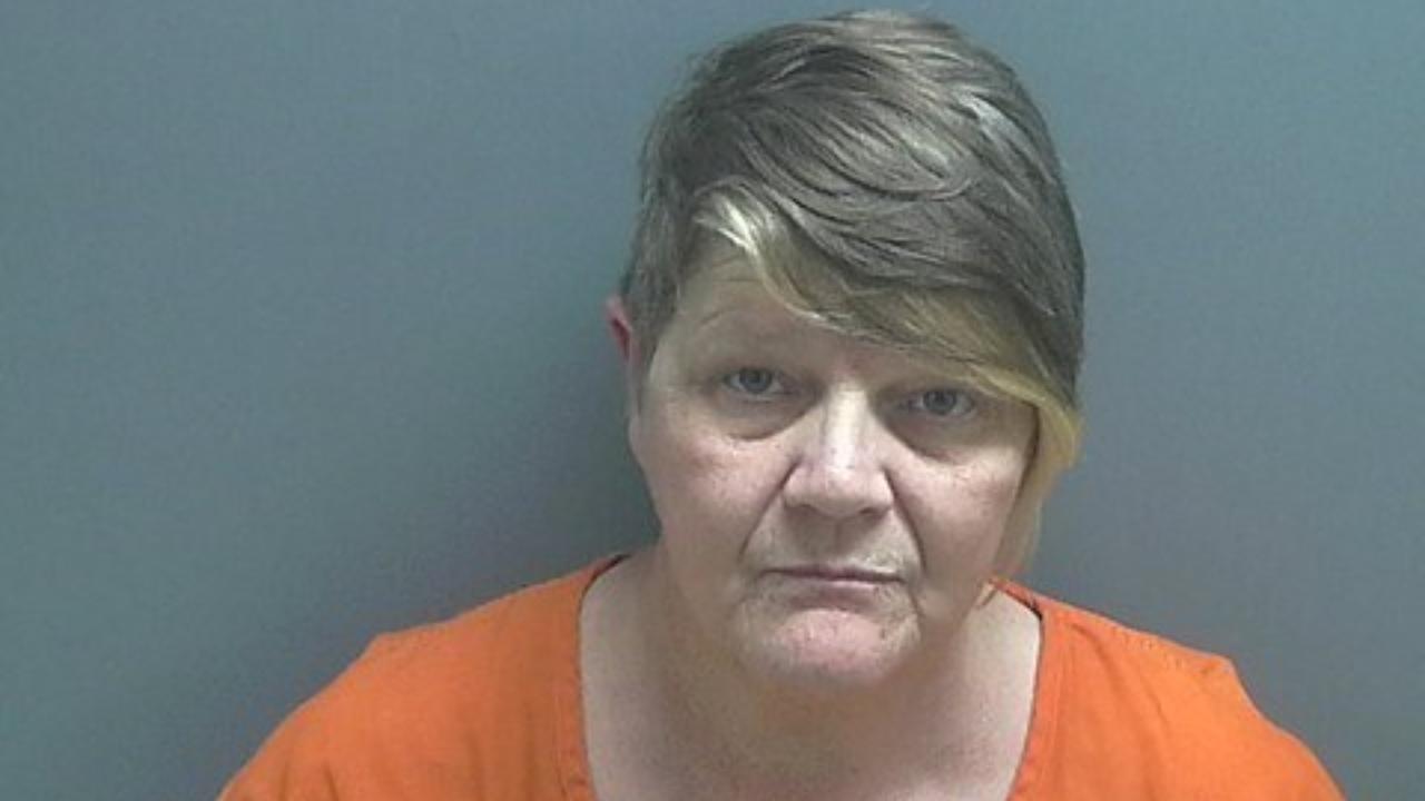 Taylor, Jonna Nicole Charged with Health- Possess Hypodermic Syringe or Needle; Controlled Substance- Possess Methamphetamine; Controlled Substance- Possess Paraphernalia; Controlled Substance- Possession Schedule I, Ii, Iii, Iv, V; Possess Marijuana/Hashish