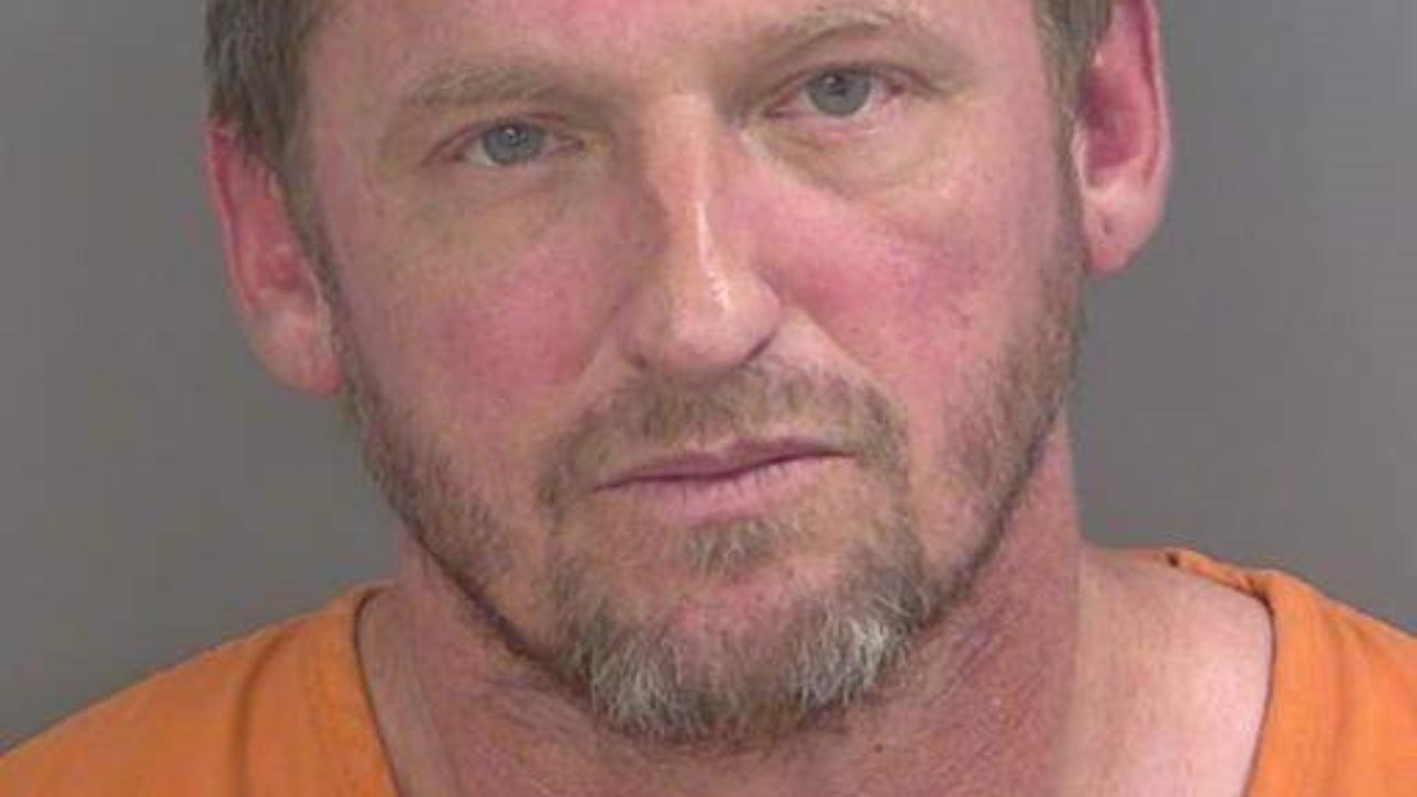 Dustin Robert Castor Charged with Operate Motor Vehicle W/O Valid LIC 1ST