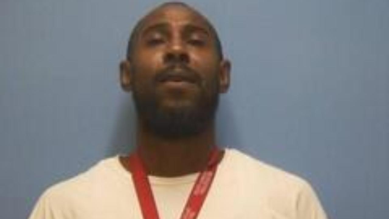 Jones, Johnny Lee Jr Charged with Serve Weekend
