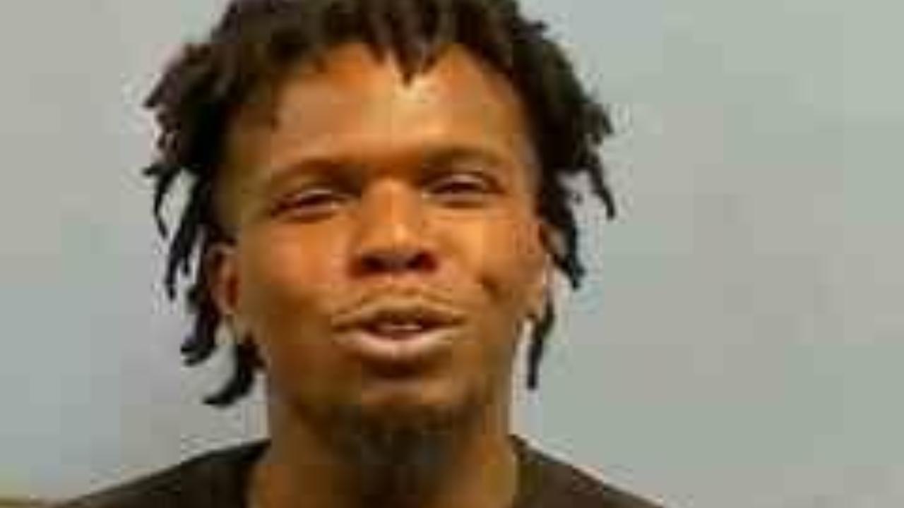 Alfred Williams Charged with Obstructing Governmental Operations; No Seat Belt; District Court Warrant/Must Appear//Fta X 7, Fail Pay Traffic Charges
