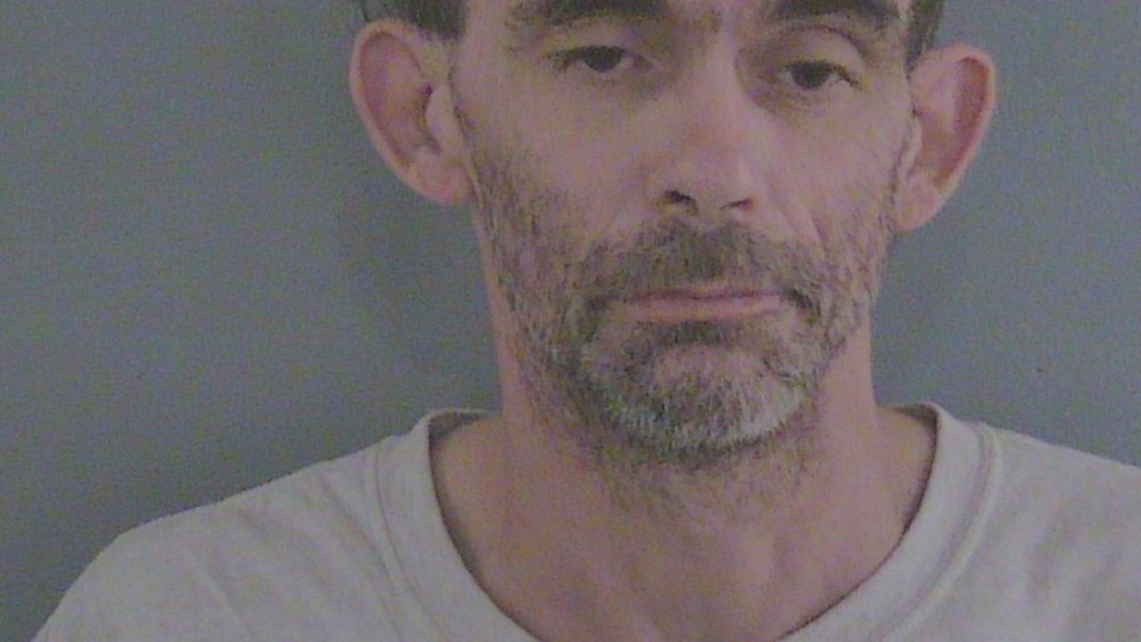 Hall, Denver Robert Charged with BATTERY-2ND or Subsq Off