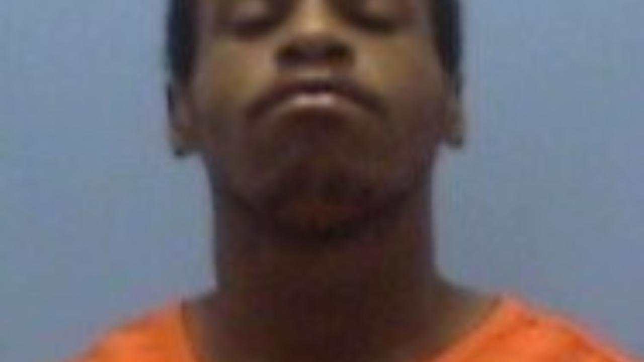 Deon Bell Charged with Domestic Battering - 1ST Degree
