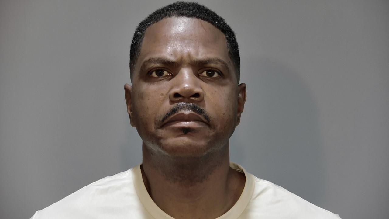 Parker, Michael Dorrell Charged with 1 Misdemeanor Count(S) of 784.03.1a1 Battery; 1 Felony Count(S) of 784.045.1a1 Aggrav Battery; 1 Felony Count(S) of 787.01.1a3 Kidnap; 1 Misdemeanor Count(S) of 796.07.2b Procure for Prostitute