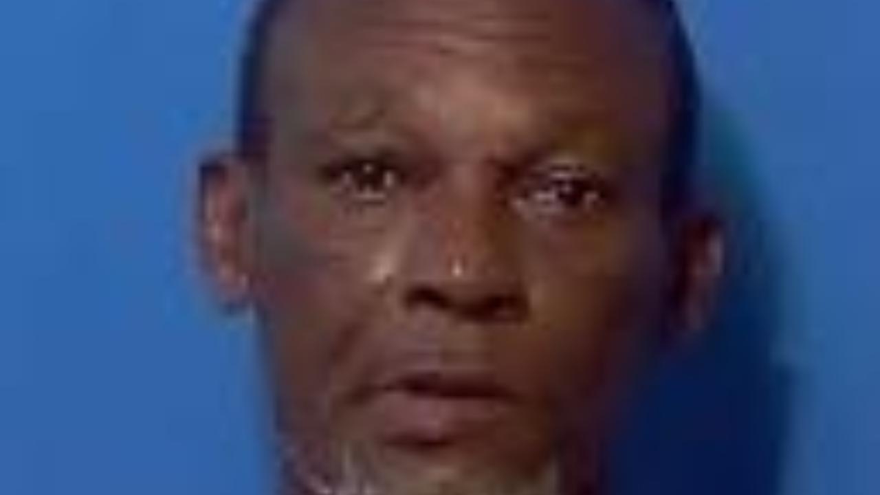 Smith, Tracy Dvan Charged with Ccrp ART 211 M - Contempt of Court - Misdemeanor; Domestic Abuse Battery (Misd)