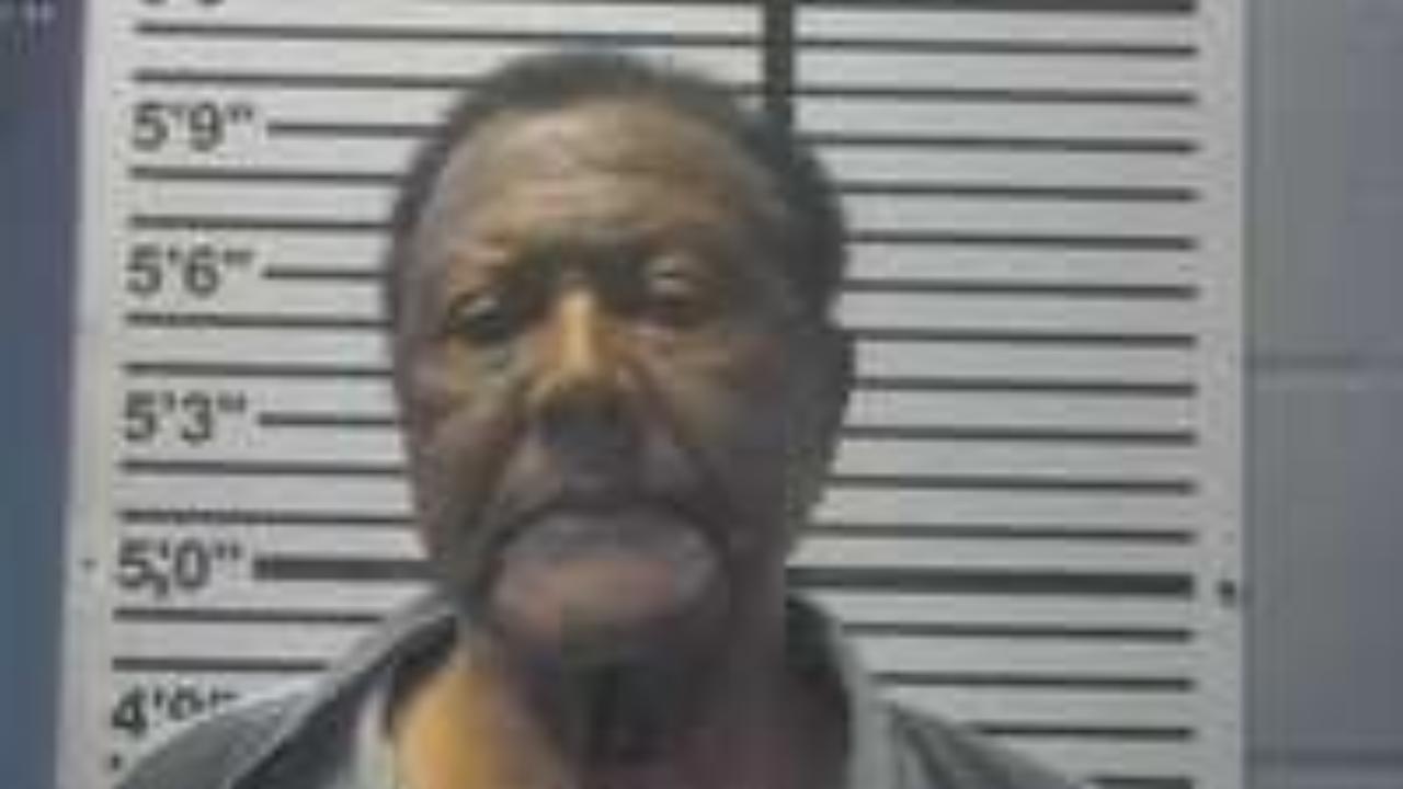 Dwight Norris Charged with Driving Under THE INFLUENCE-1ST Offense