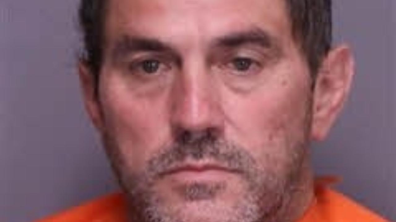 Brian Wendall Floyd Charged with General Sessions Bench Warrant Failure to Pay