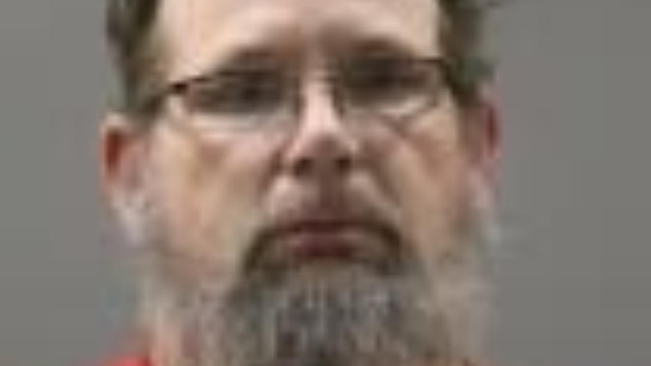 BROWN, TOMMY DALE charged with Alias warrant issued by Limestone, AL