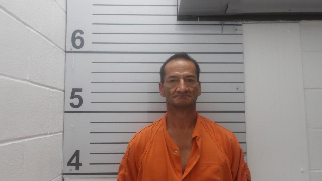 Brad Christopher Locklear Charged with Possession of Paraphernalia; Possession of Medical Marijuana Without a License; Obstructing Officer; Destroying Evidence