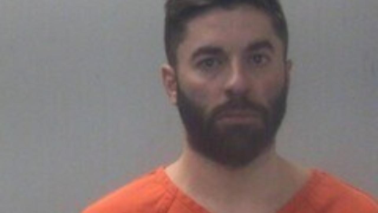 Cobler, Cory a Booked