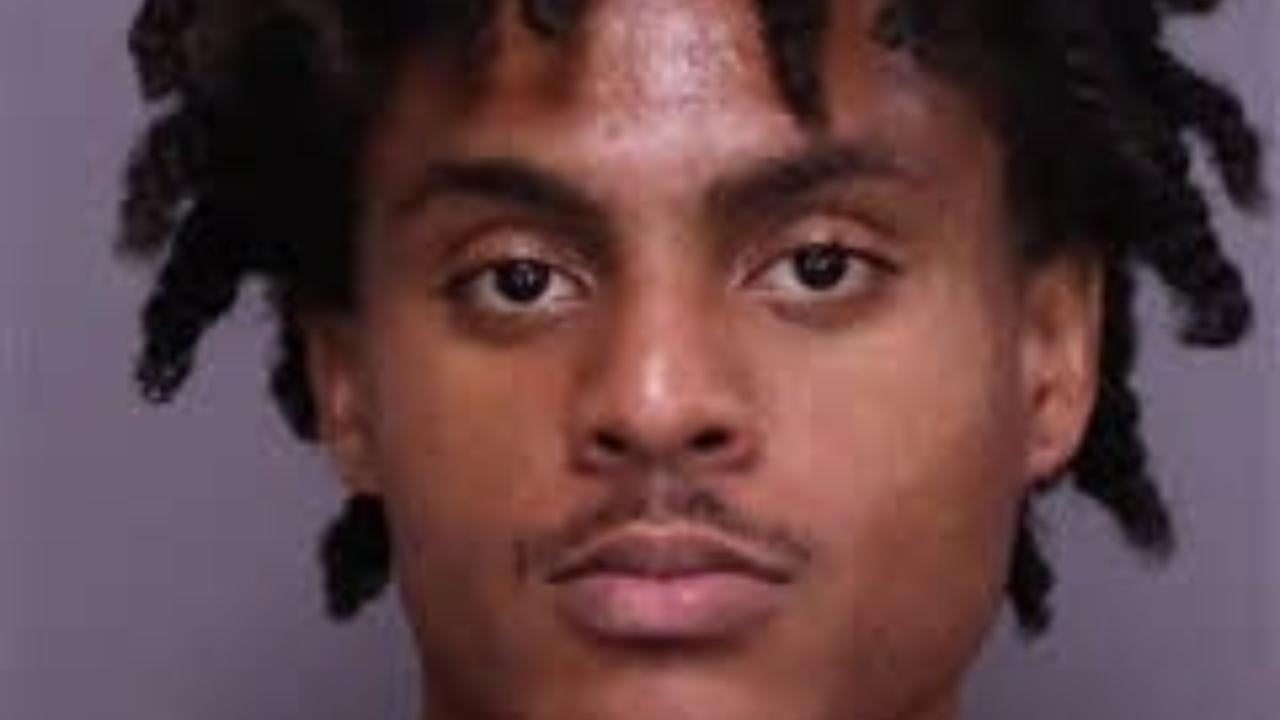 Carlos Alexander Applewhite Charged with Domestic / Domestic Violence, 2ND Degree