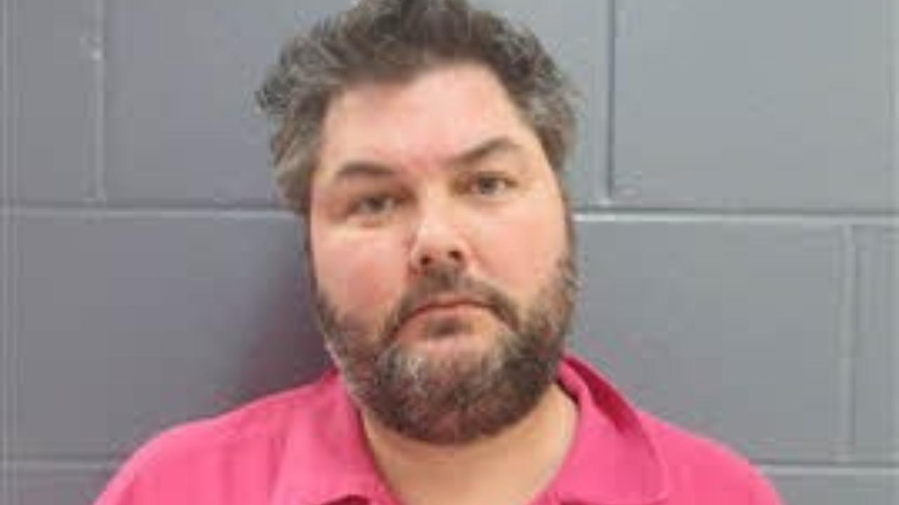 Kevin Anderson Poole Charged with Dui - Driving Under the Influence of Alcohol; Failure to Maintain Lane; Open Container