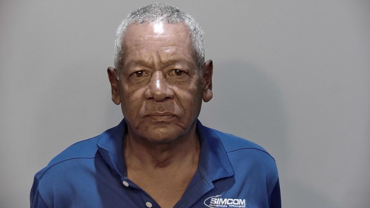 ALVAREZ, SERAFIN MURA charged with 1 Felony Count(s) of 812.014.3c LARC