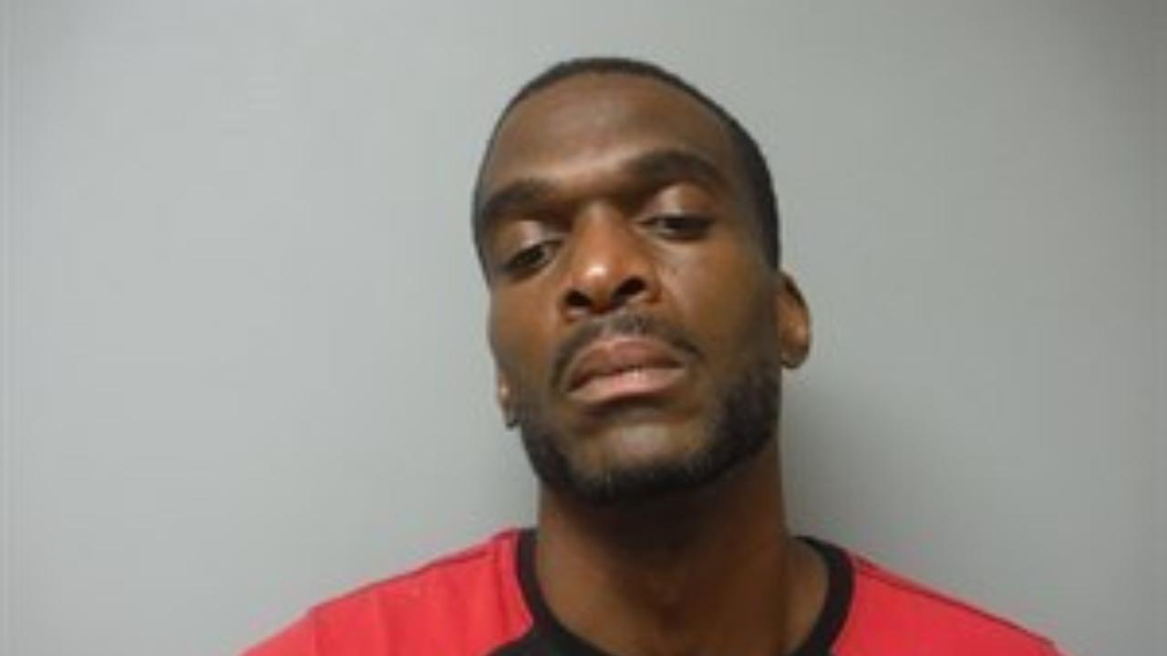 Brown, Kelsien Levelle booked