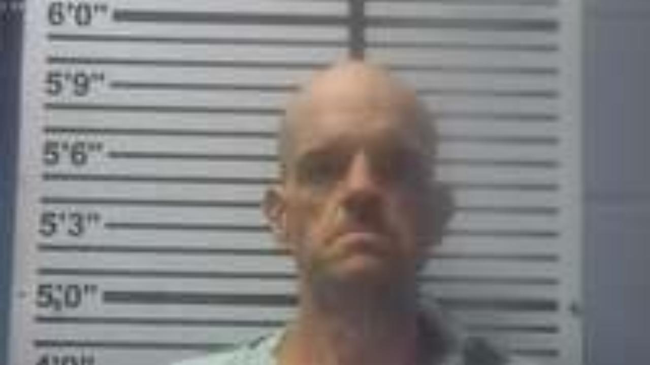 Jonathan Sanford Charged with Tresrassing; Shoplifting-Less Than $250.00; Lpd Warrants