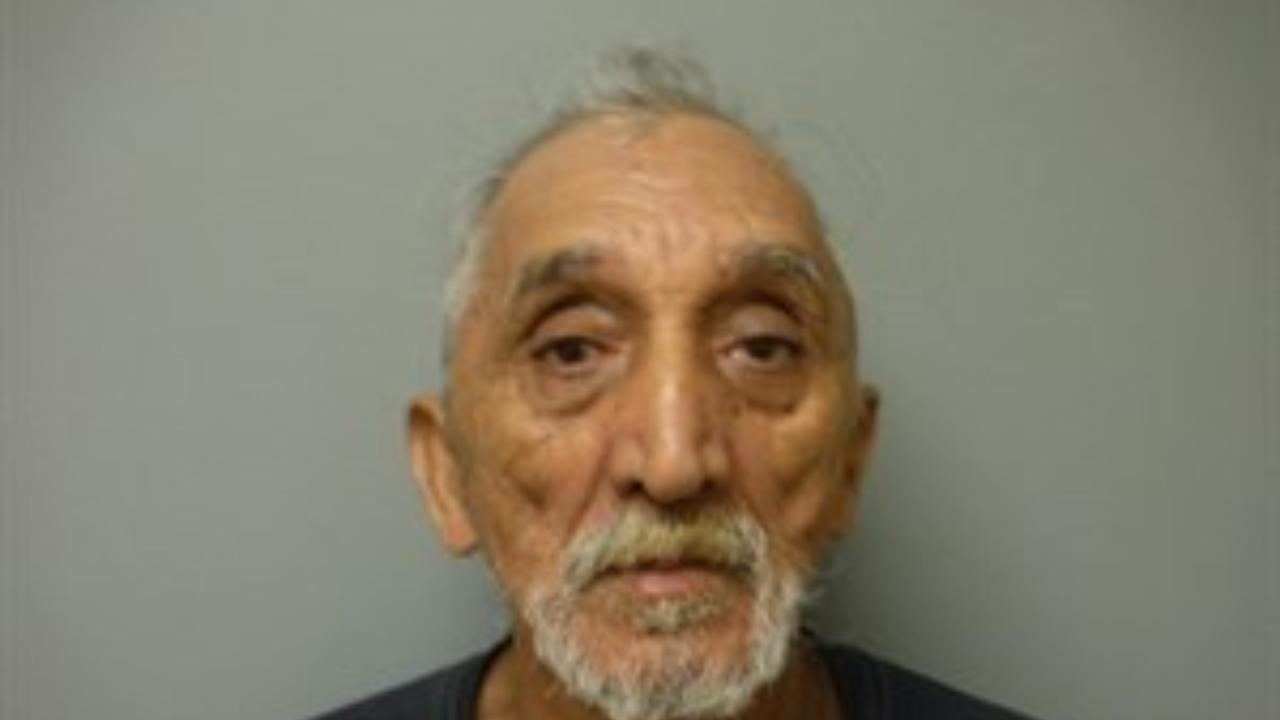 Saenz, Julian booked