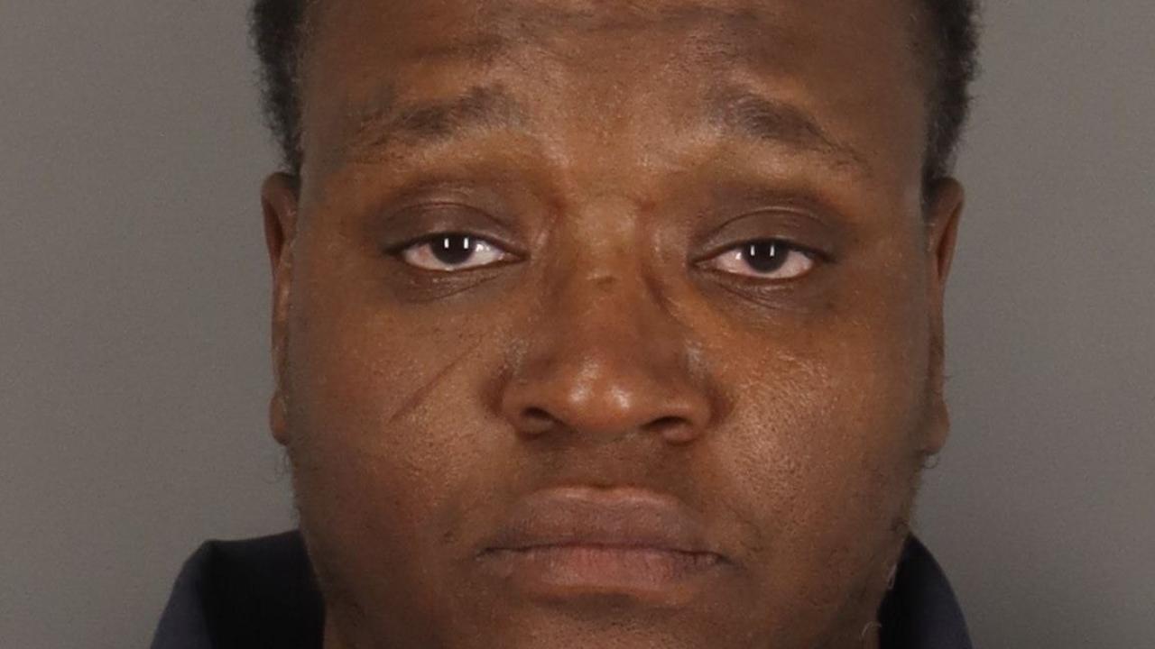 Porter, Leslie Charged with Agg Asslt W/Deadly Weapon; Parole Violation