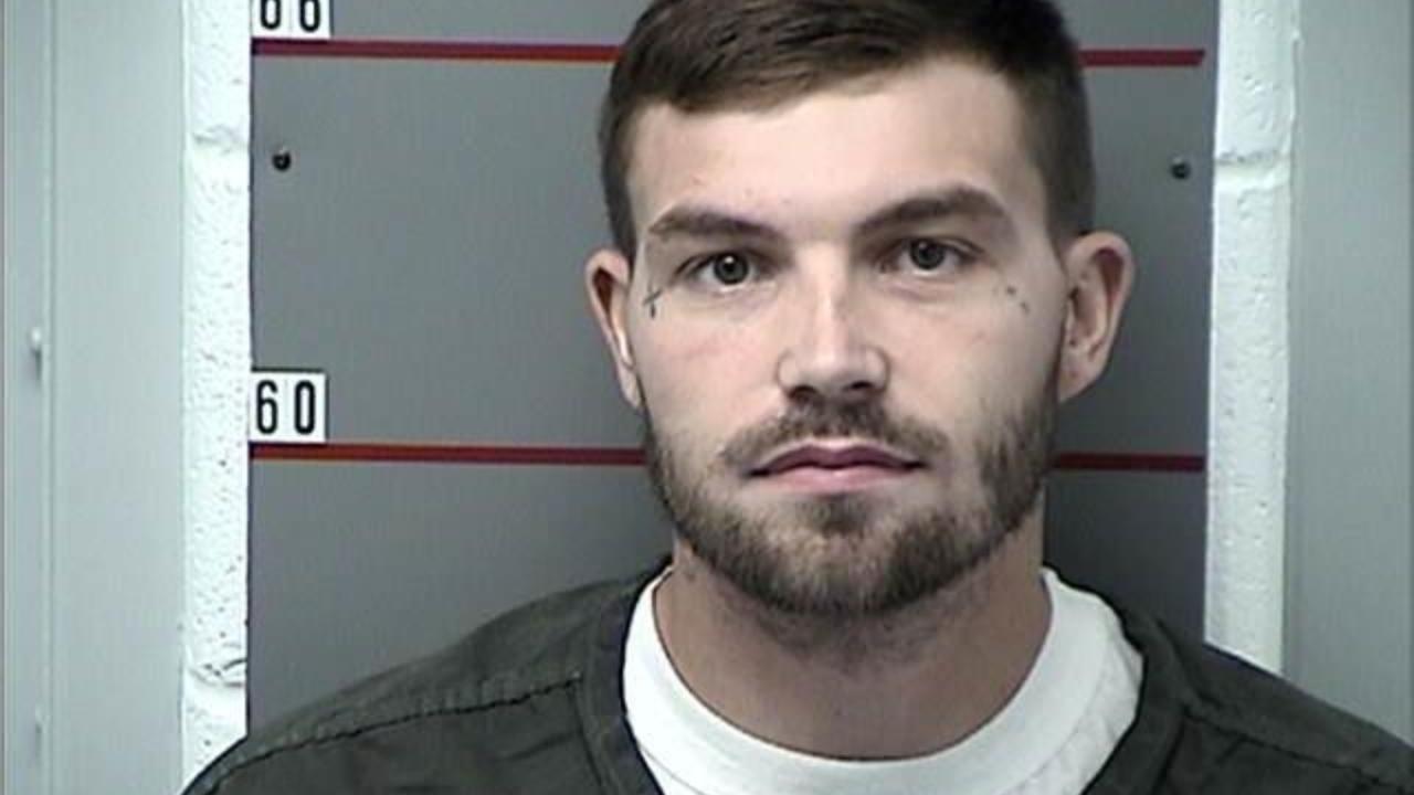 Lazier, Joshua Charged with Federal Prisoner Held-In Transit/Court/Serveout