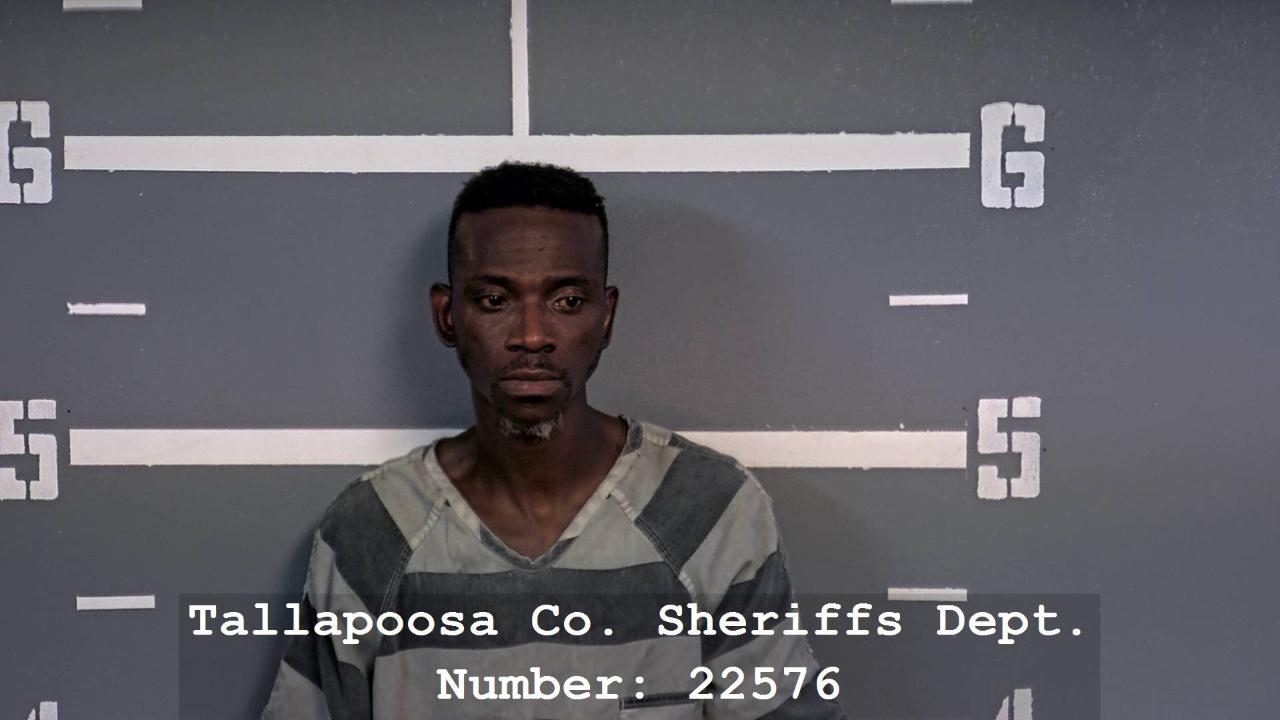 FLOYD, DANNY ONAE charged with Assault Second Degree; Domestic Violence 3rd; Resisting Arrest