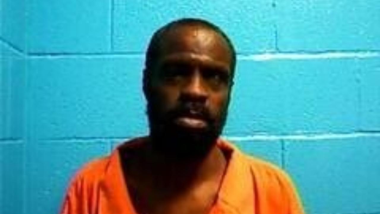 Jumichael D Smith Charged with Violation of Protective Orders; Disturbing the Peace by Language; Resisting a Police Officer with Force or Violence - Aggravated
