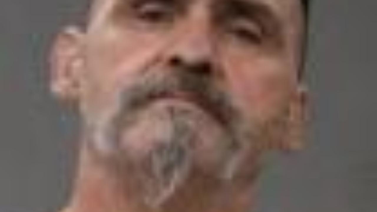 Carlin, Jessie Eugene Charged with L5-CONFINEMENT (Pc Arrest); L6-COMMUNICATION-INTIMIDATION (Pc Arrest); L6-STRANGULATION (Pc Arrest); L6-DOMESTIC Battery-Moderate Bodily Injury (Pc Arrest)