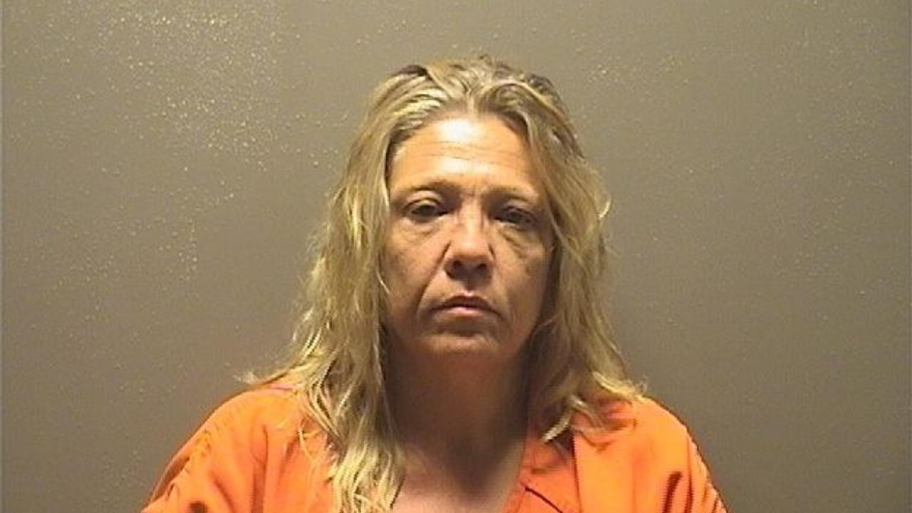 Jackson,Kimberly Ann Charged with Fleeing in Vehicle; Failure to Comply; Parole Hold