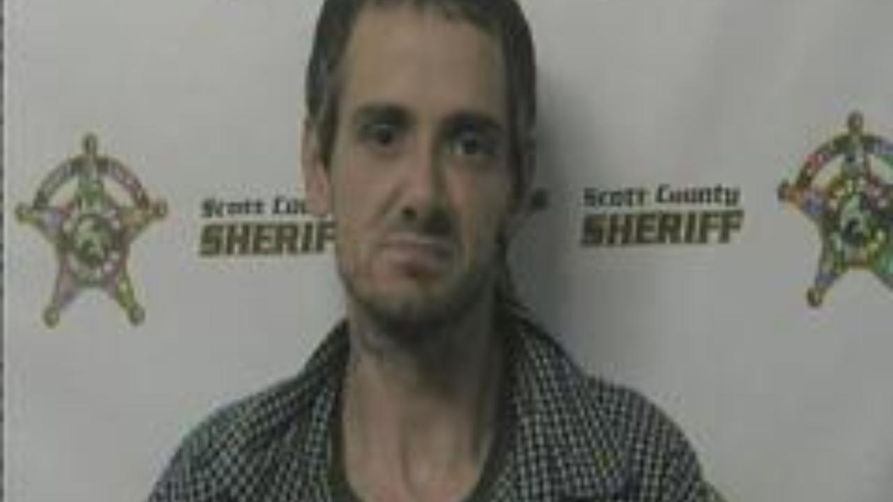 Burton, Kenneth Charged with IC 9-30-5-1 ~ Operating While Intoxicated; IC 9-24-18-1 ~ Operator Never Licensed