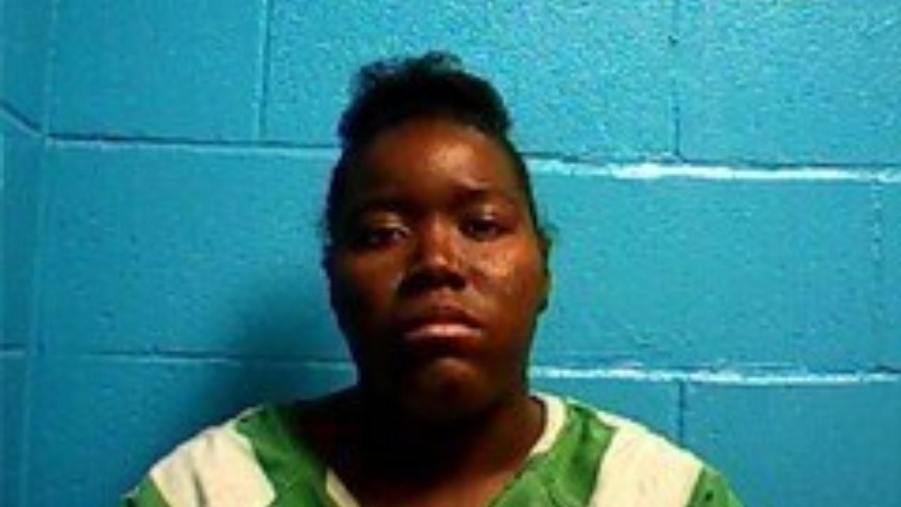 Daneisha Q Jackson Charged with Theft