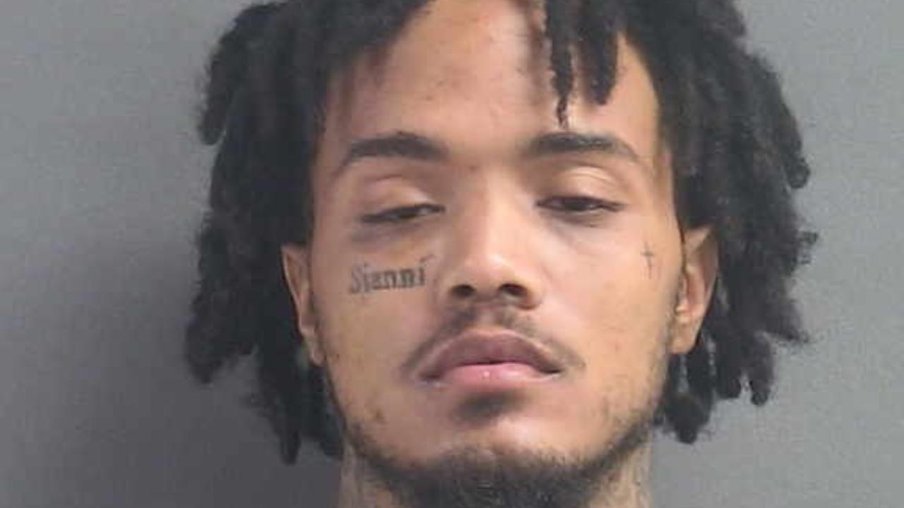 Cossey, Zayvion William Charged with Touch or Strike; Resist Officer - Obstruct W/O Violence; Aggravated Assault W/Intent to Commit Felony