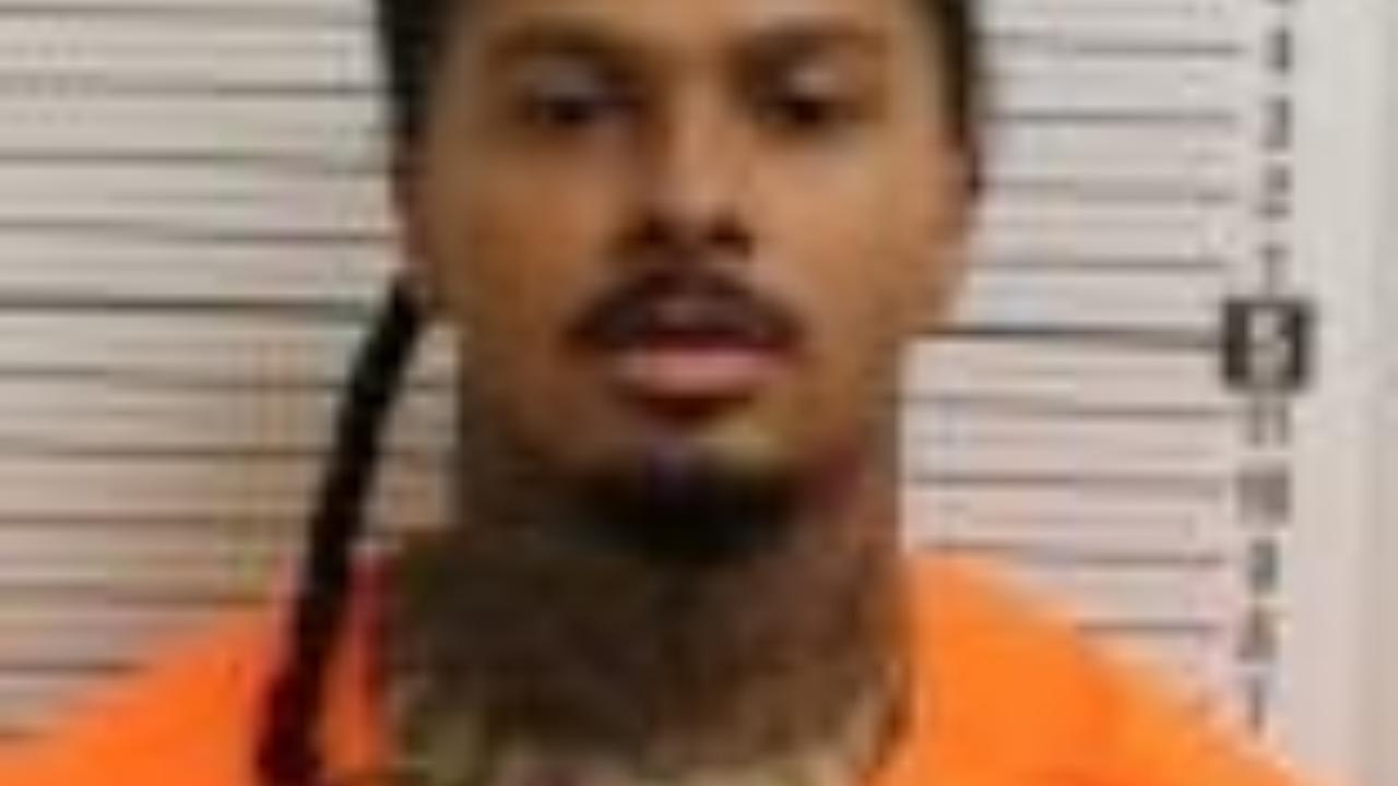 LONG, JAMAR M charged with Unspecified warrant