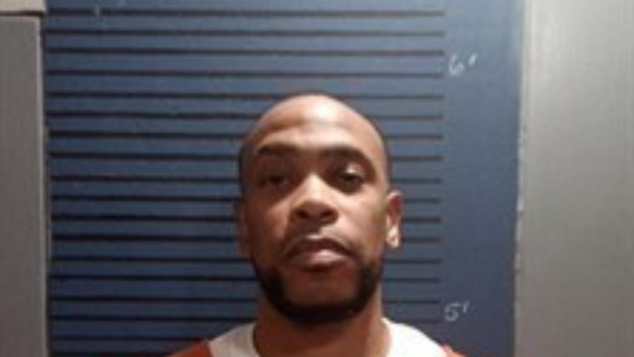 Dixon, Torey booked