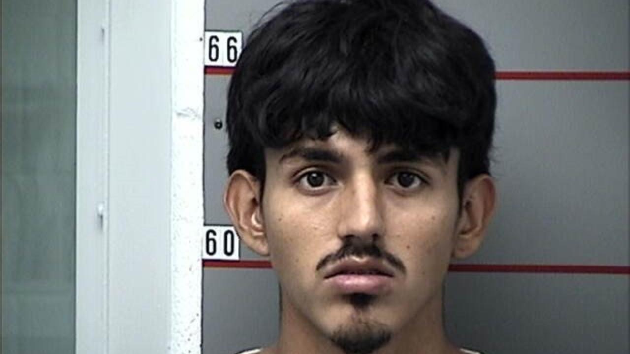 Alvarez-Contreras, Ernesto Charged with Us Department of Homeland Security / Ice