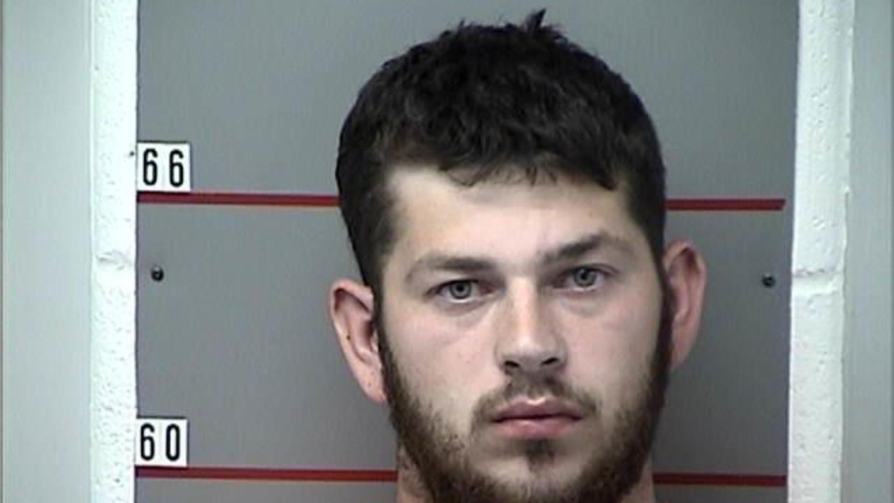 Clark, Samuel Douglas Charged with Oper Mtr Vehical U/Infl ALC .08 (189.10)(1A)-1ST (Agg Cir); Fleeing or Evading Police, 1ST Degree (Motor Vehicle); Poss of Open Alc Beverage Cont in Motor Veh Prohibited; No Tail Lamps