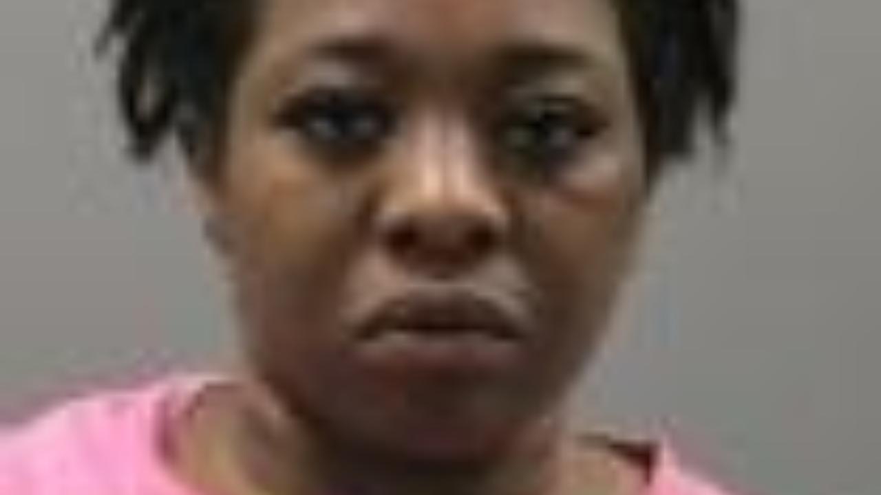 COLE, GERRICA MONIQUE charged with Driving Under the Influence (Alcohol); Lane Change Without Proper Signal; Open Container - Alcohol in a Vehicle; Resisting Arrest