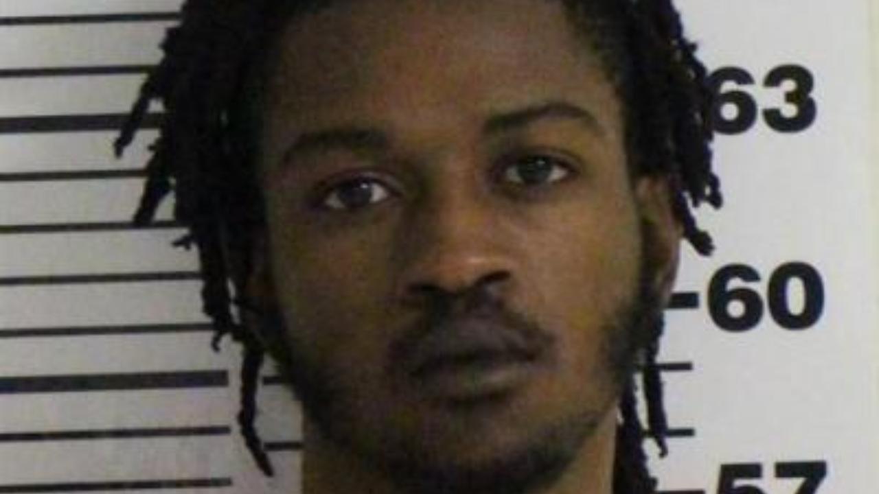 Willonte Armani Evans Charged with Careless Driving; Eluding - Speed Over 25; Headlights; Interference W/Official Acts; No Insurance; No Registration; Possession of Control Substance; Reckless Driving; Traffic Control Device; Traffic Control Device; Unlawful Possession of Prescription Drug