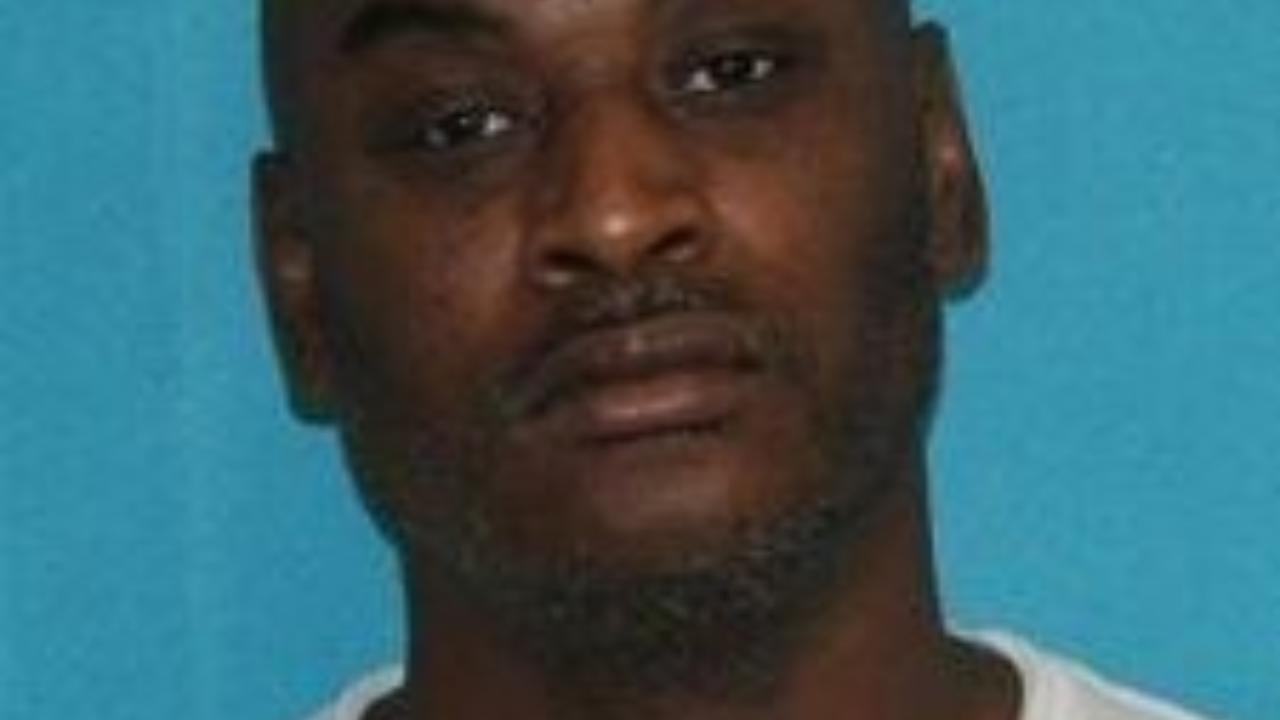 Adrian Brown Charged with 304.351-007 - Failed to Stop for Stop Sign at Stop Line/Before Crosswalk/Point Nearest Intersection; 575.150-001 - Resisting/Interfering with Arrest for a Felony; 579.020-004 - Delivery of Controlled Substance Except 35 Grams or Less