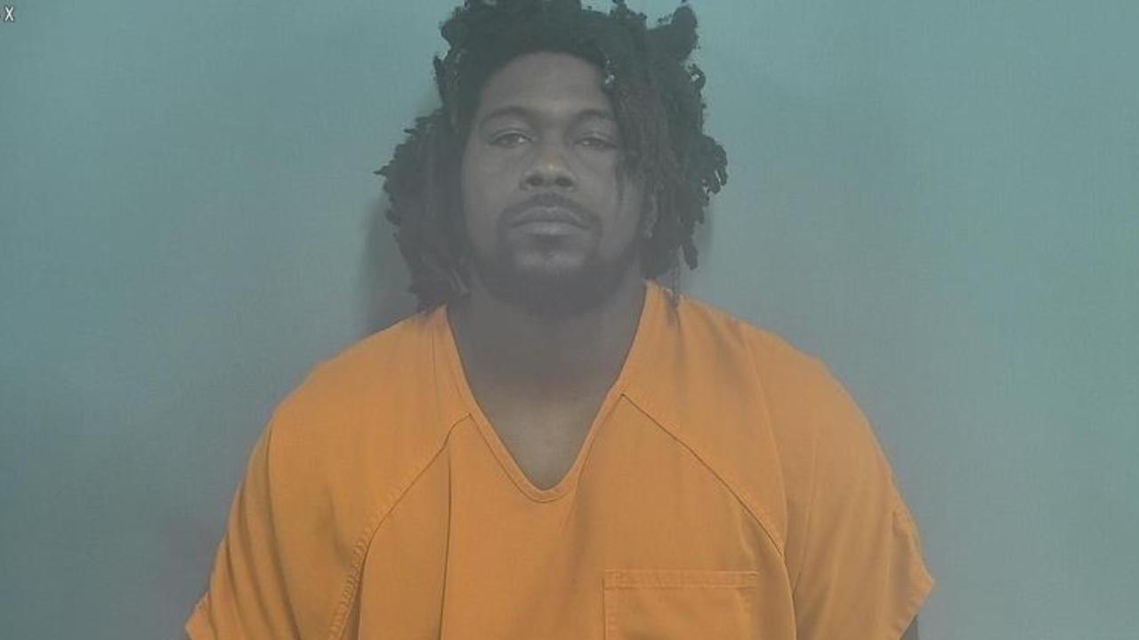 Marq Robinson Charged with Owi Endangering a Person; Owi Per Se - Controlled Substance; Poss Marijuana, Hash Oil, Hash; Possession of Controlled Substance; Possession Paraphernalia
