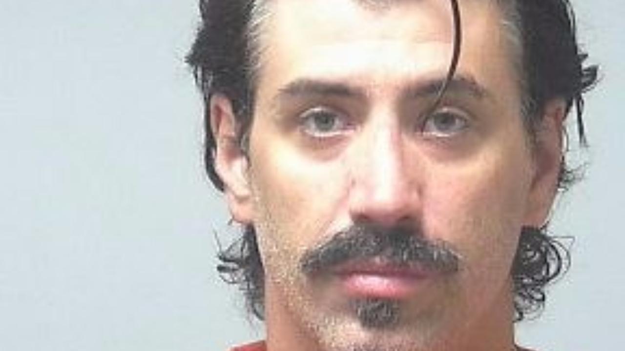 SCOGGIN, BLAKE charged with 13A-10-52 [Attempting to Elude a Police Officer]; 13A-10-41 [Resisting Arrest]