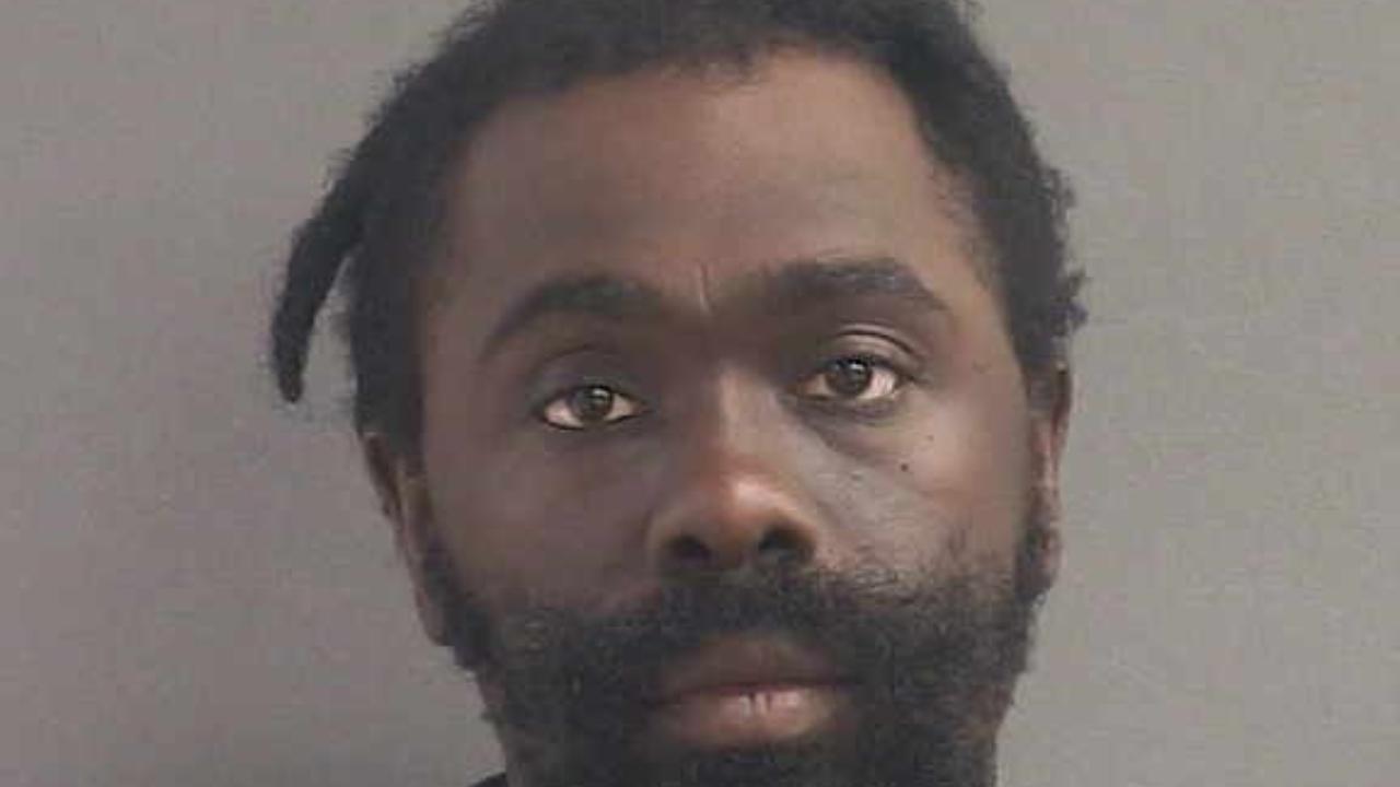 Smith, Kyandre Deontrell Charged with Trespass Not Struct/Convey Viol Posted Notice