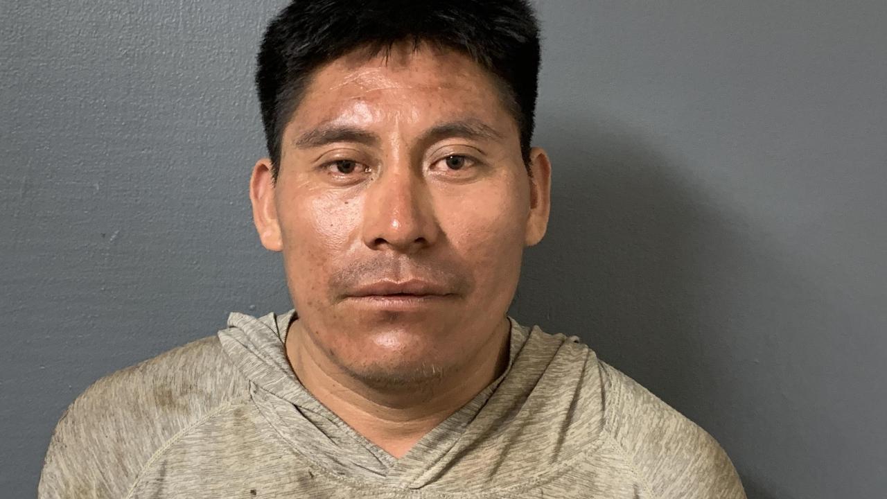 Jorge Luis Mendez Vazquez Charged with Moving Traffic Viol - Operate Motor Vehicle Wo Valid License; Dui-Unlaw Bld Alch - Dui Influence of Alcohol or Drugs; Dui - Refusal Submit Dui Testing