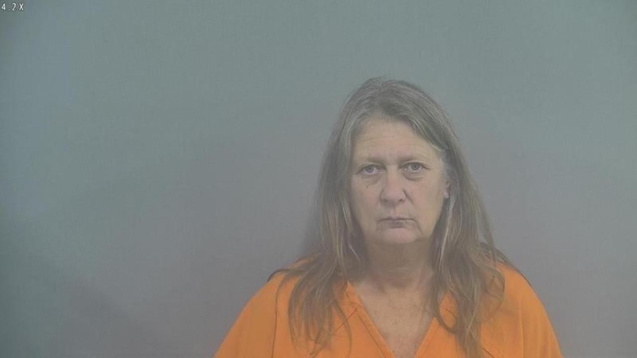 Teresa Gable Charged with Battery to Public Safety Official