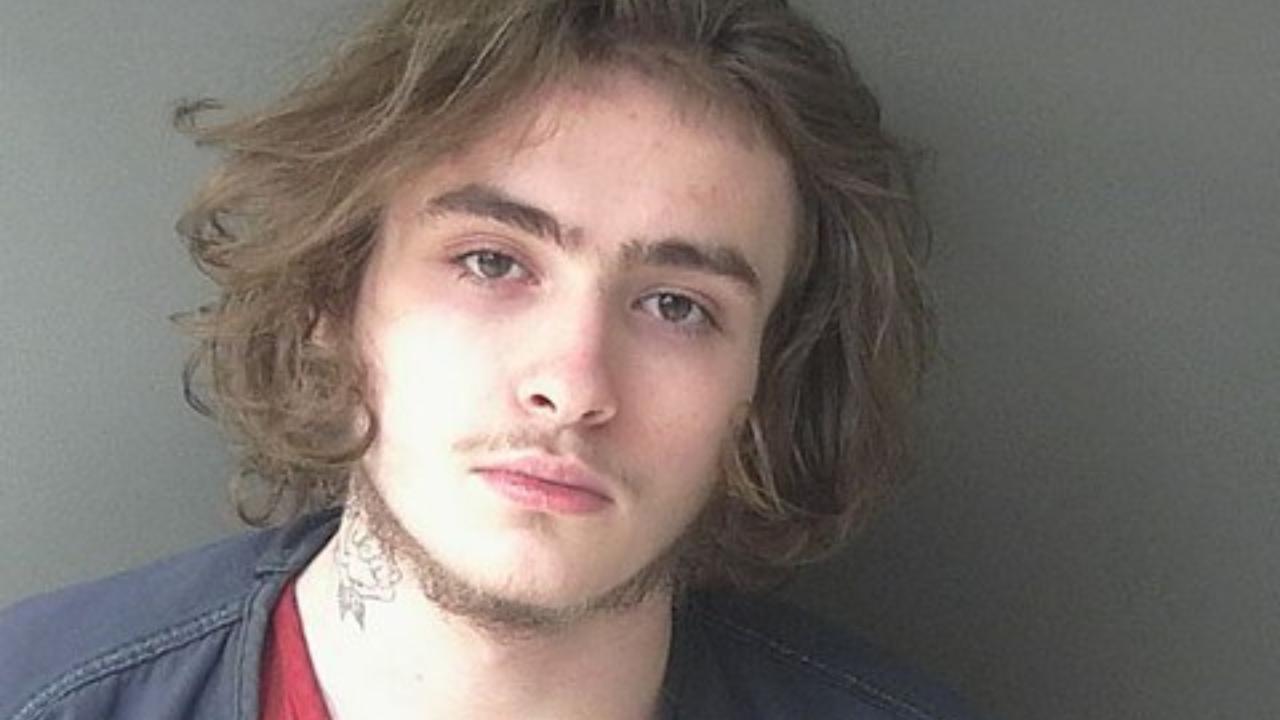 Cody Patrick Bise charged with Warrant Service