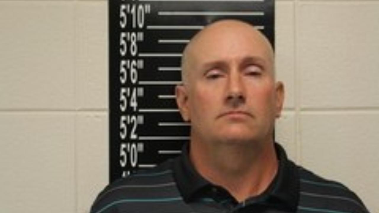 Essary, Justin Matthew charged with DRIVING WHILE INTOXICATED