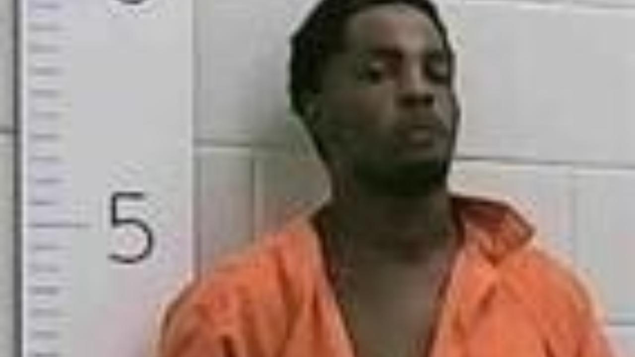 ANDRE C HENDERSON charged with Possession of Schedule II CDS; Use or possess to use Drug Paraphenalia
