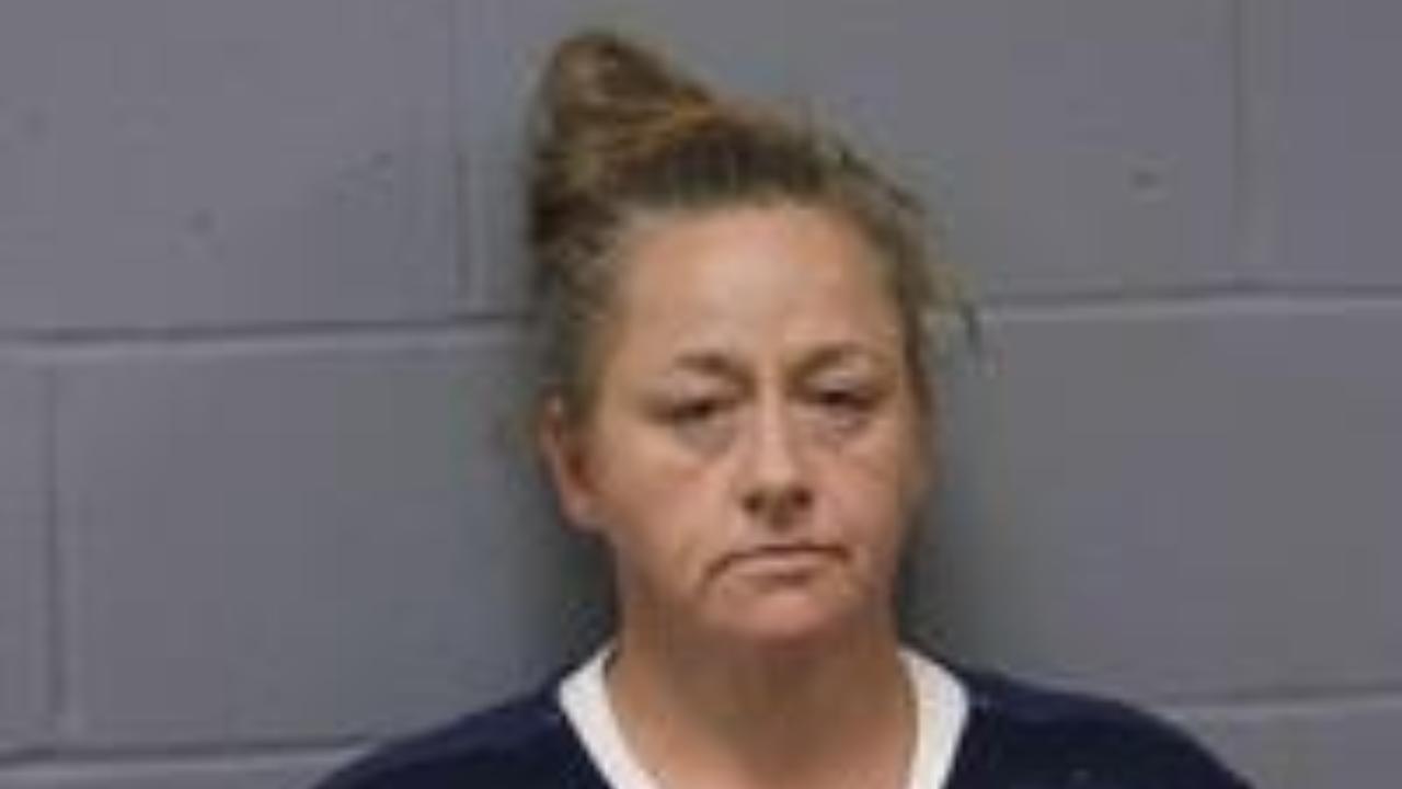 Hunzinger, Ashley Marie Ruble Charged with 570.030-043Y202023 - Stealing