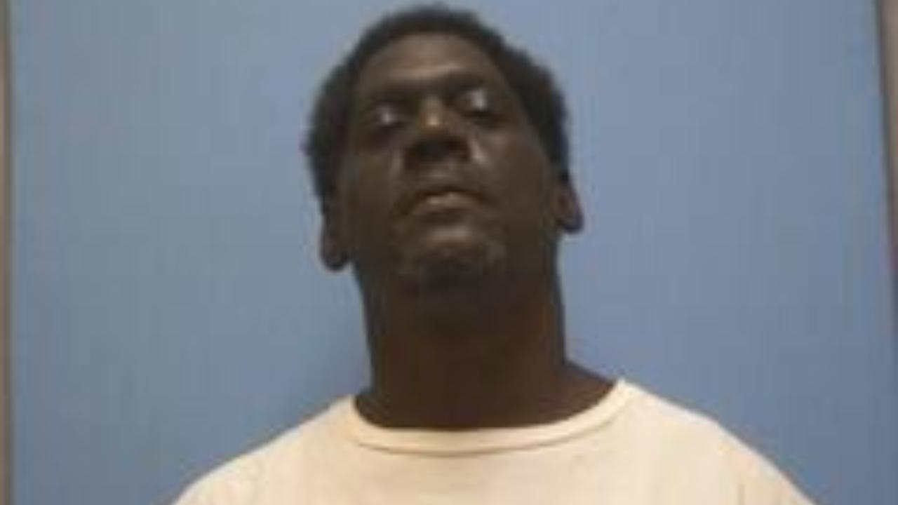 Spencer, Devion R Charged with Driving on Suspended License; Improper Lane Change/Usage; Fleeing - Vehicle or Conveyance; Tampering with Physical Evidence - Impair Pros or Def of Felony; Possess Firearms by Certain Persons; Unauthorized Use Another Person Property